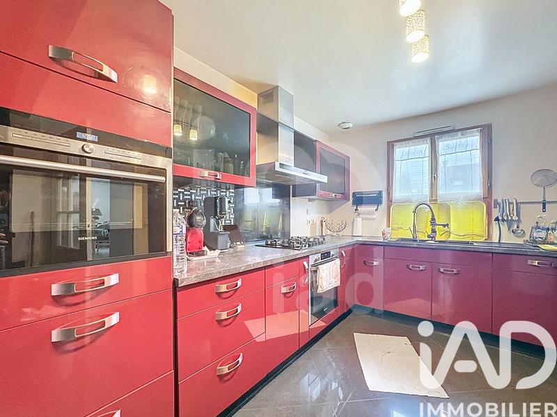 Maison - 111 m² - 5 pièces