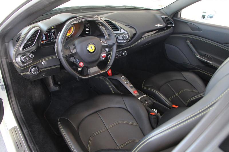 Ferrari 488 Spider 4.0 V8 670ch