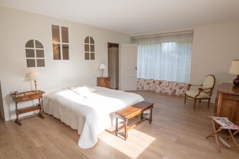 Longère - 258 m² - 8 pièces