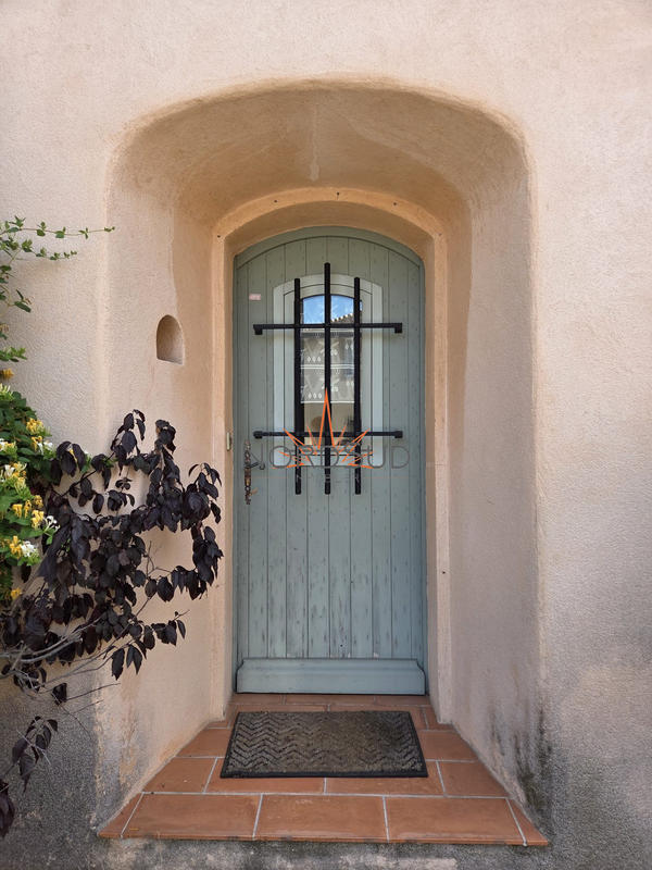 Villa - 90 m² - 4 pièces