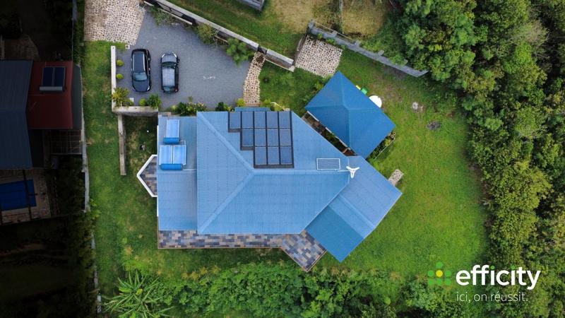 Maison - 410 m² - 8 pièces