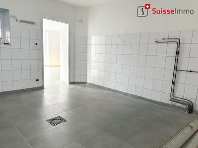 Local commercial - 75 m² - 3 pièces