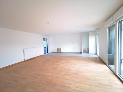 Appartement - 100 m² - 4 pièces