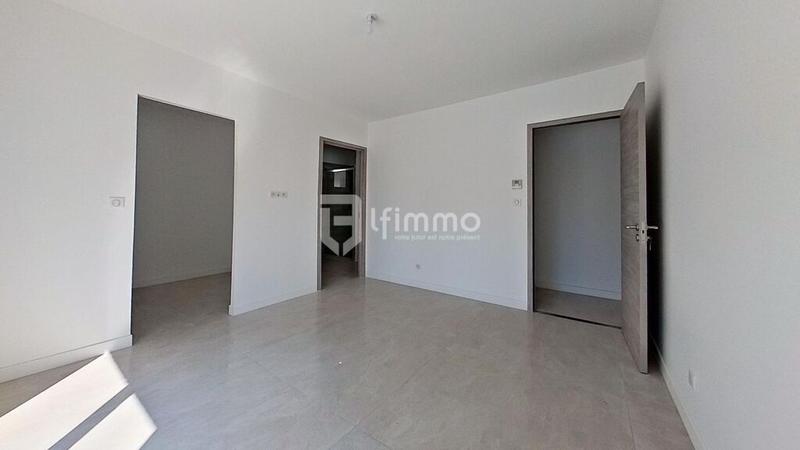 Maison - 150 m² - 4 pièces