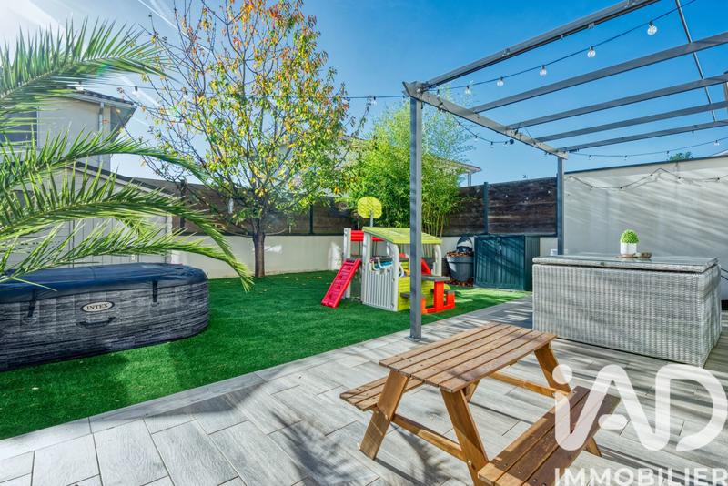 Maison - 125 m² - 5 pièces