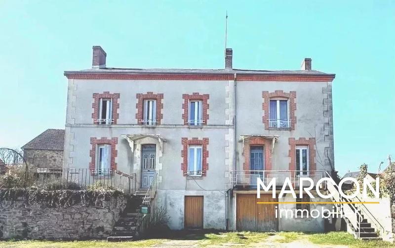 Maison de village - 122 m² - 7 pièces