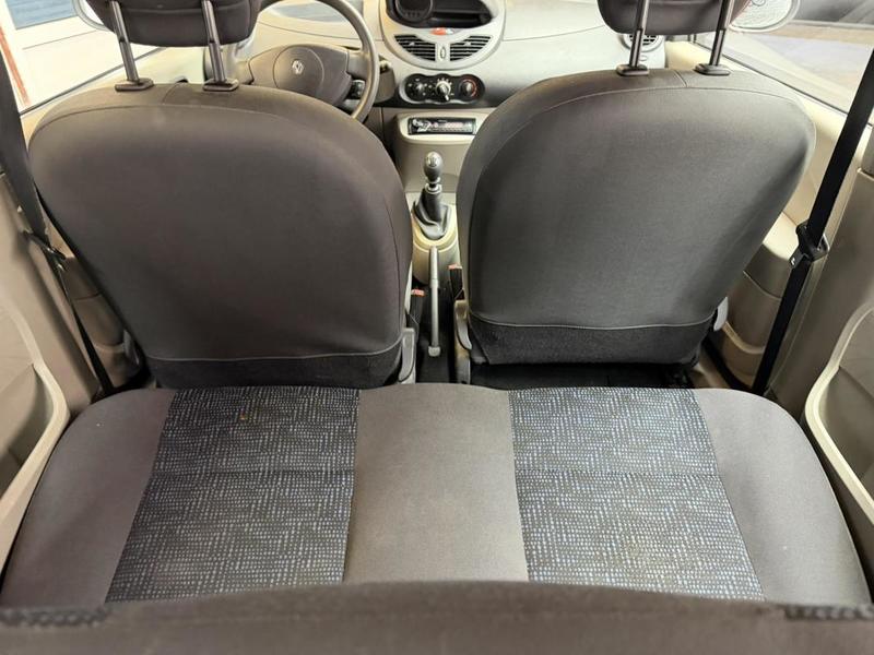 Renault Twingo II 1.2 i 16v 75 Cv