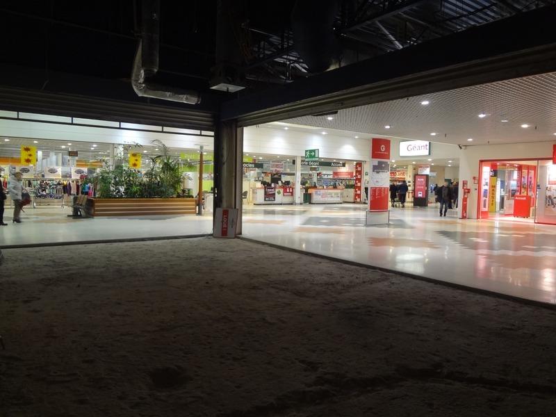 Local commercial - 75 m² - 1 pièce