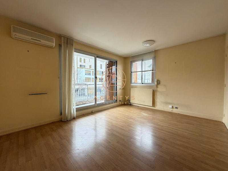 Appartement - 82 m² - 5 pièces