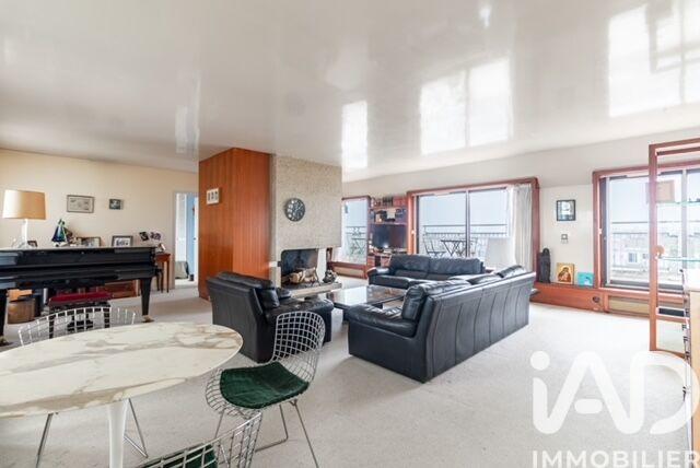 Appartement - 230 m² - 8 pièces