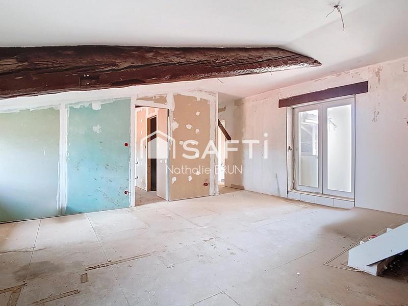 Maison - 230 m² - 8 pièces