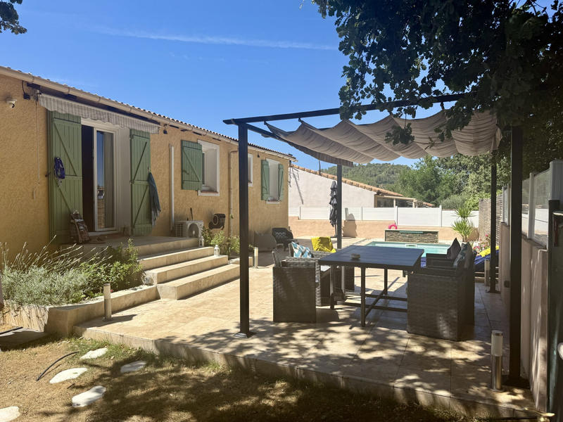 Maison - 86 m² - 4 pièces