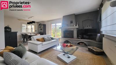 Corps de ferme - 249 m² - 11 pièces