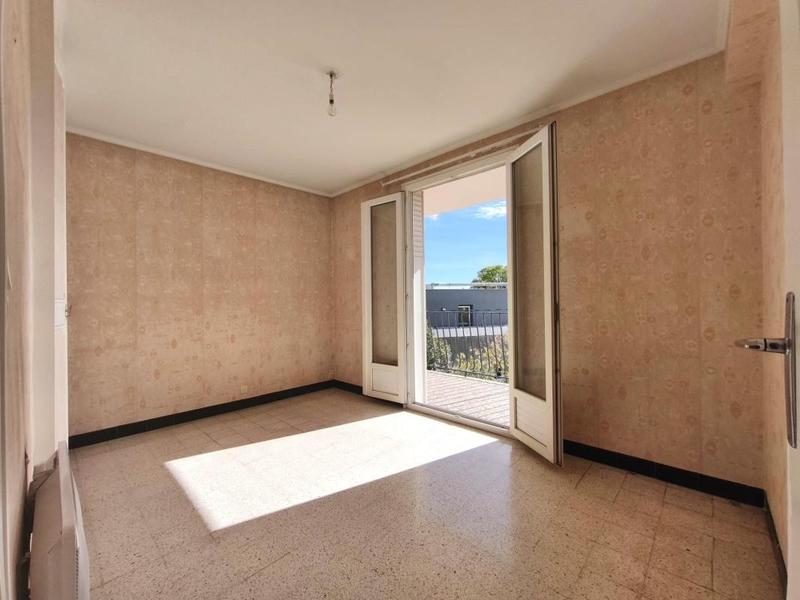 Appartement ancien - 70 m² - 4 pièces