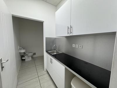 Local commercial - 165 m² - 3 pièces