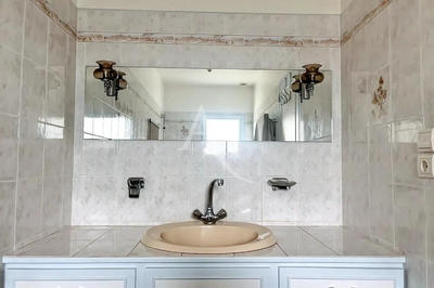 Maison - 127 m² - 7 pièces