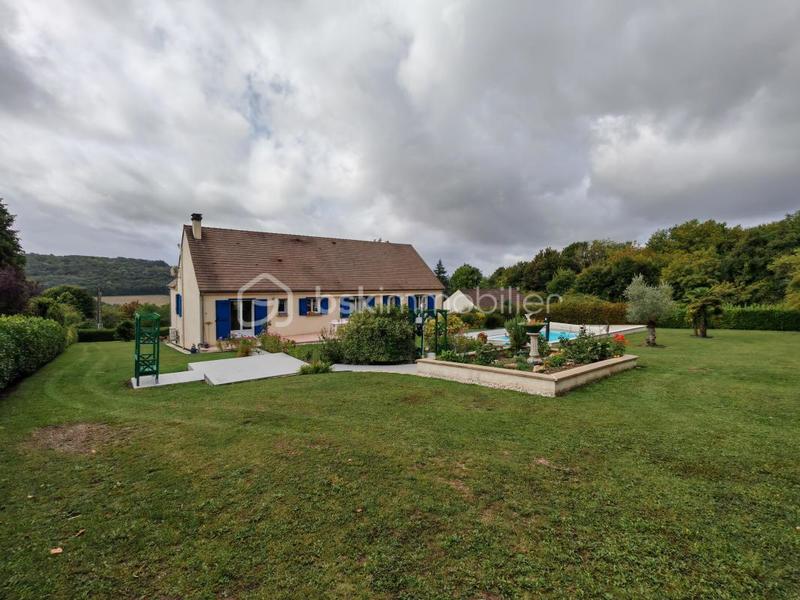 Maison - 269 m² - 8 pièces