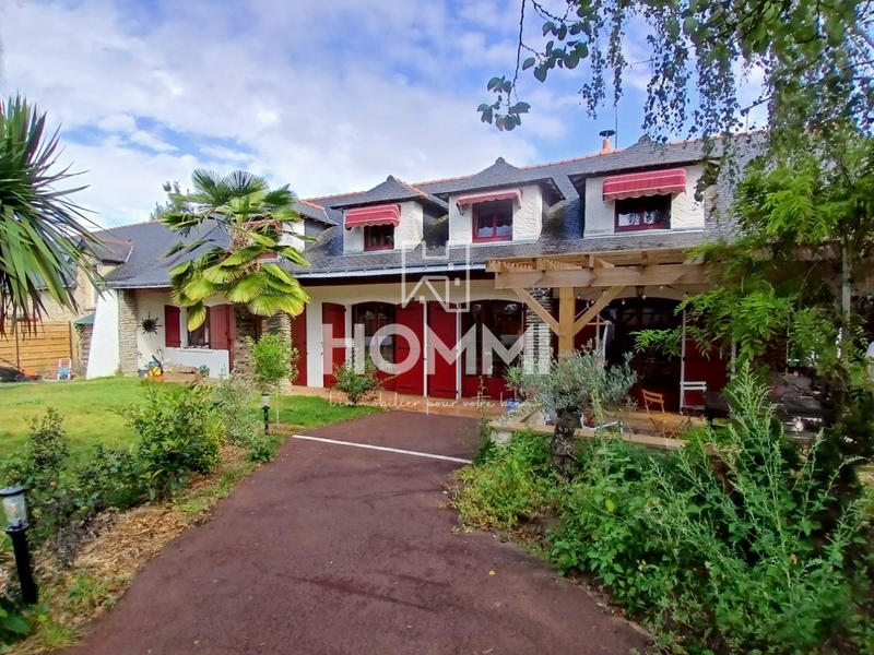 Maison - 177 m² - 6 pièces