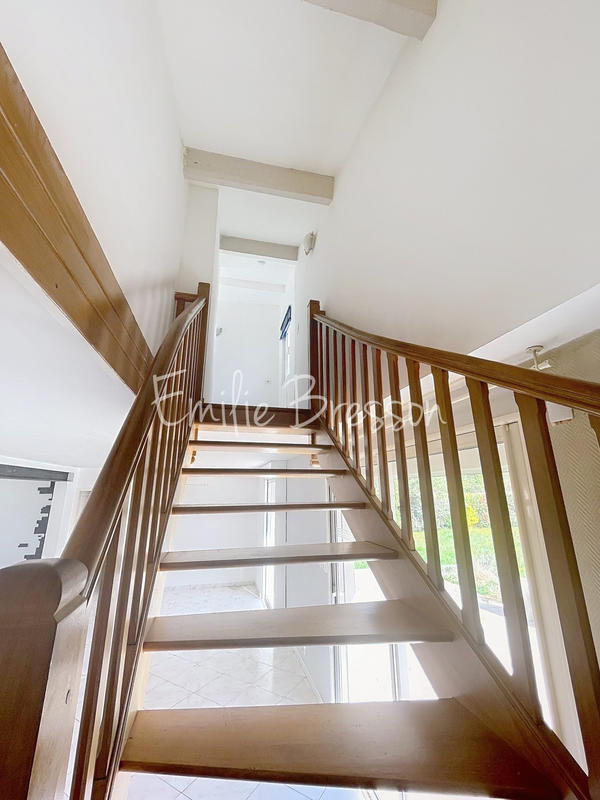 Maison traditionnelle - 164 m² - 5 pièces