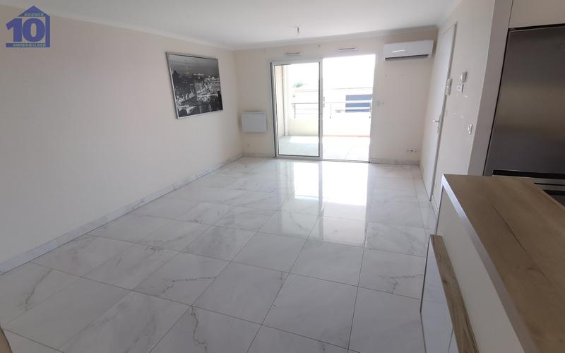 Appartement sur toit - 57 m² - 3 pièces