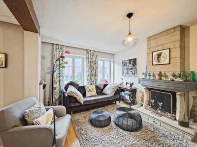 Maison - 195 m² - 6 pièces