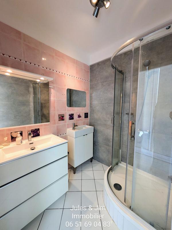 Appartement - 82 m² - 4 pièces