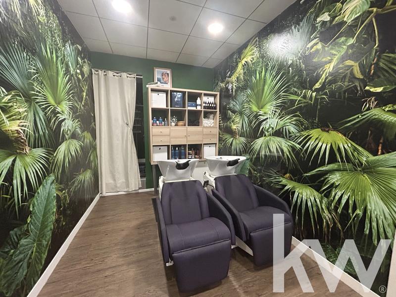 Fonds de commerce - Magasins - 128 m²