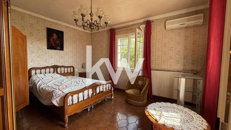 Maison - 162 m² - 5 pièces