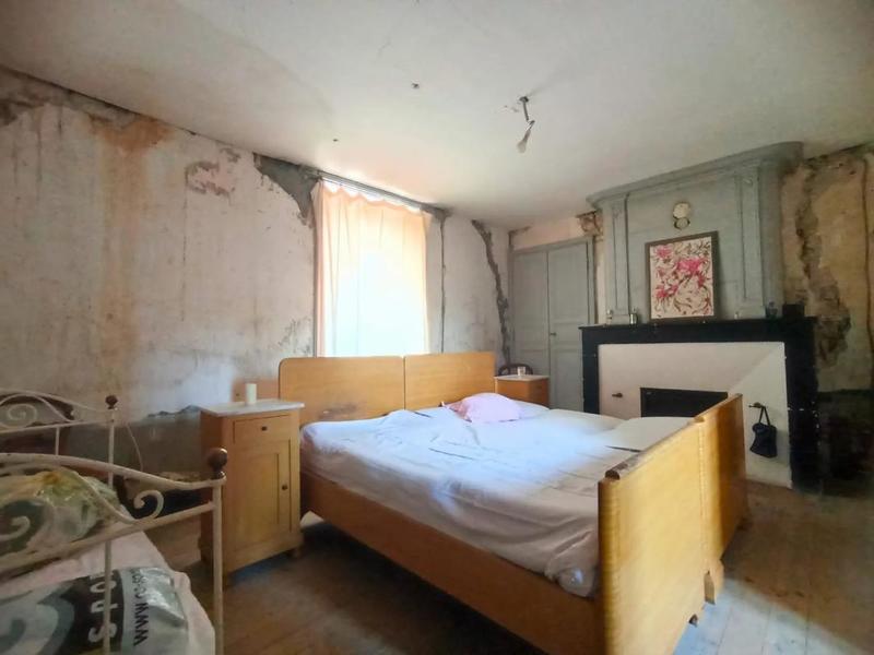 Maison - 184 m² - 9 pièces