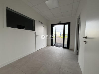 Local d'activités - 350 m²