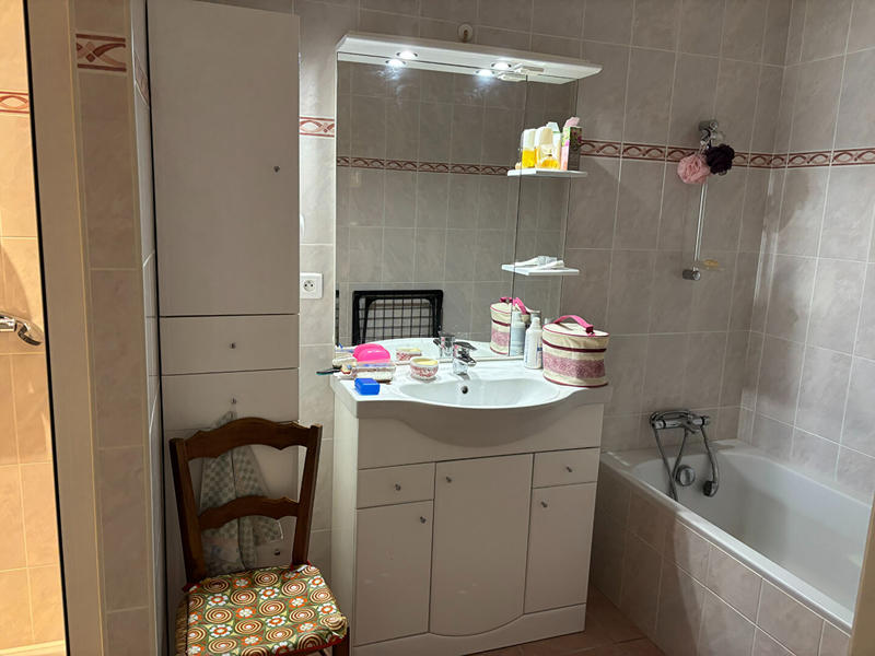 Appartement - 79 m² - 3 pièces