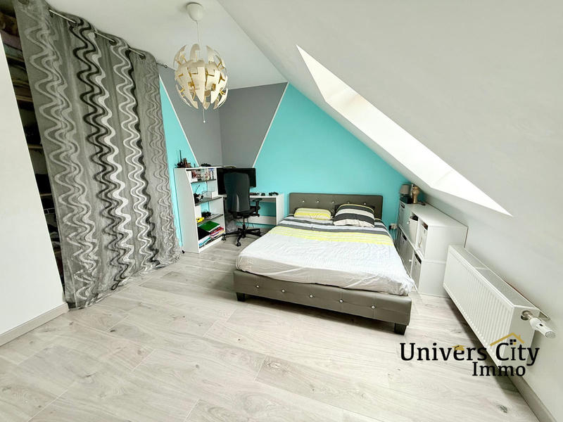 Maison - 103 m² - 6 pièces