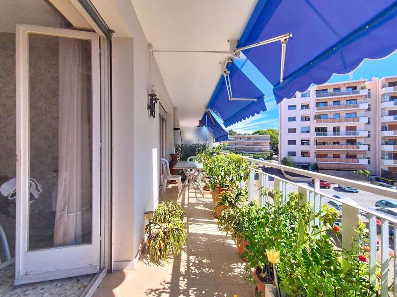 Appartement - 93 m² - 4 pièces