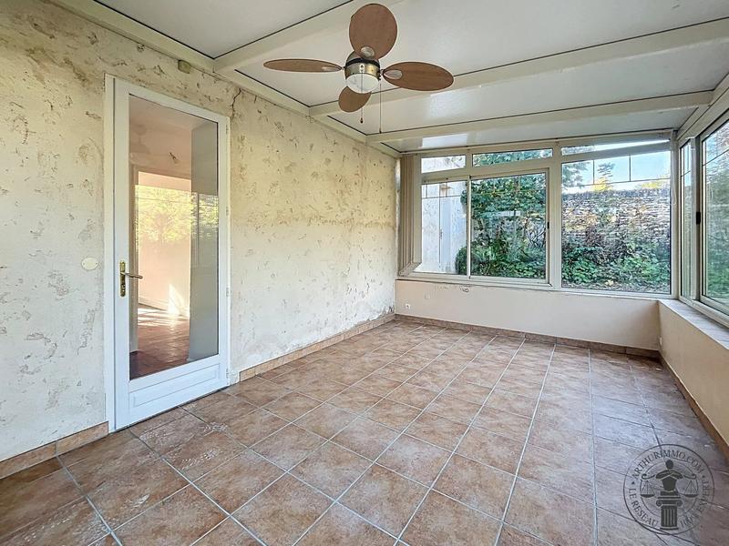 Maison - 235 m² - 7 pièces