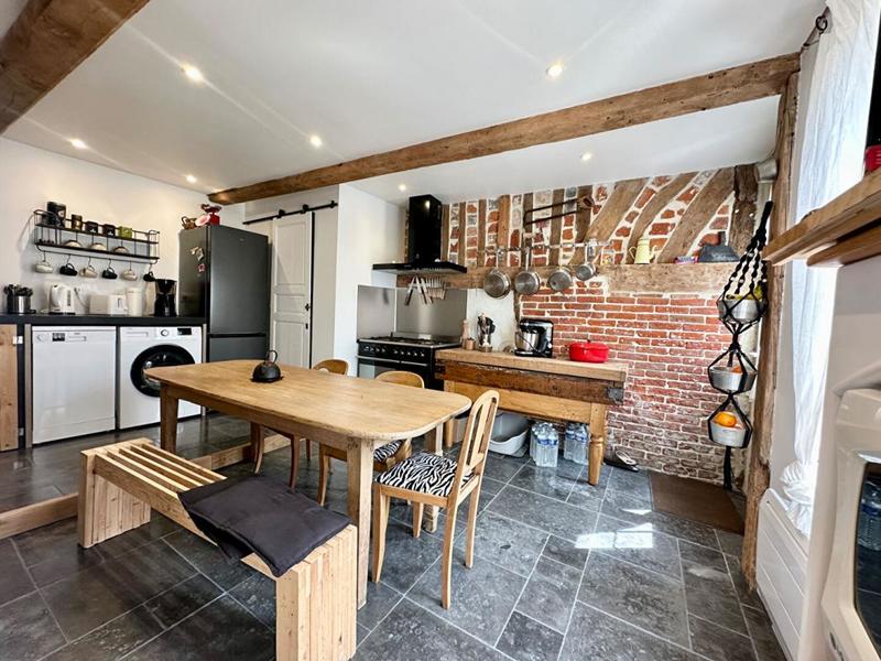 Immeuble - 148 m² - 7 pièces