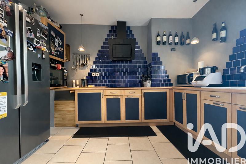 Maison - 99 m² - 5 pièces