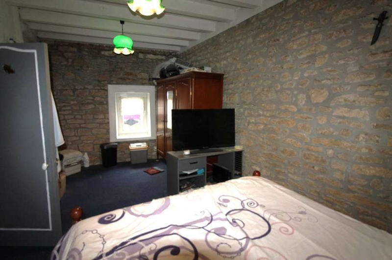 Maison - 160 m² - 8 pièces