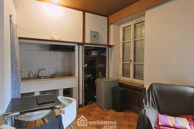 Immeuble - 94 m² - 4 pièces