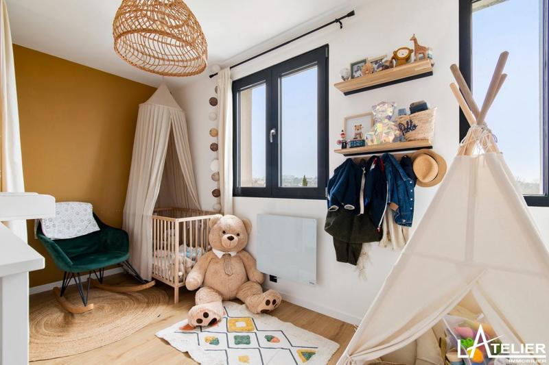 Maison - 85 m² - 5 pièces