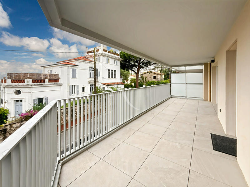 Appartement - 85 m² - 4 pièces