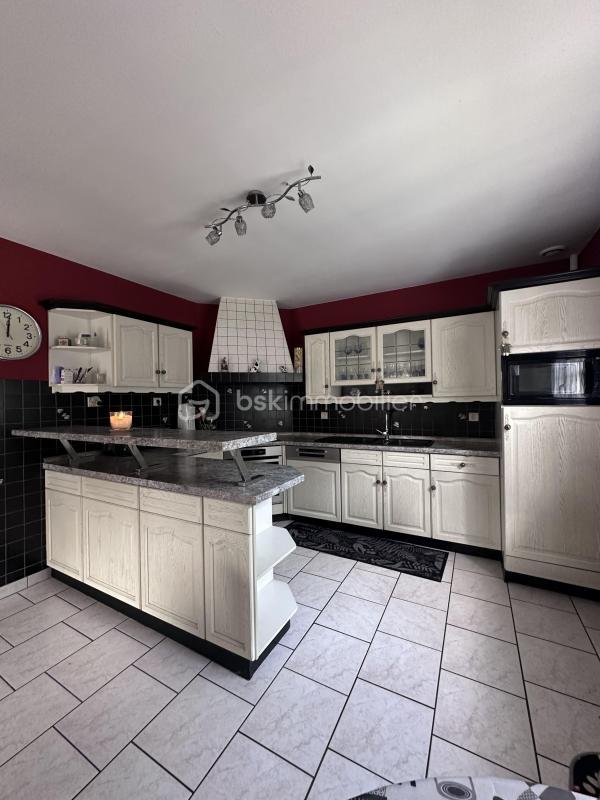 Maison - 105 m² - 5 pièces