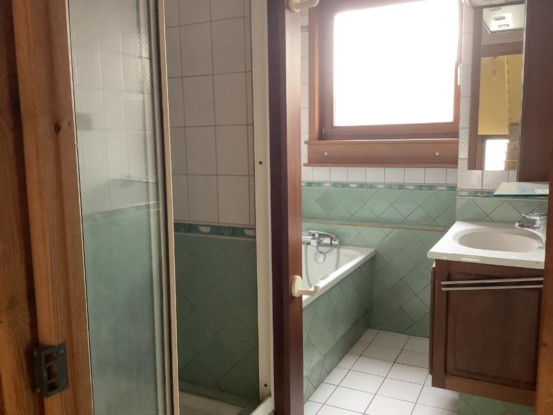 Maison - 221 m² - 7 pièces