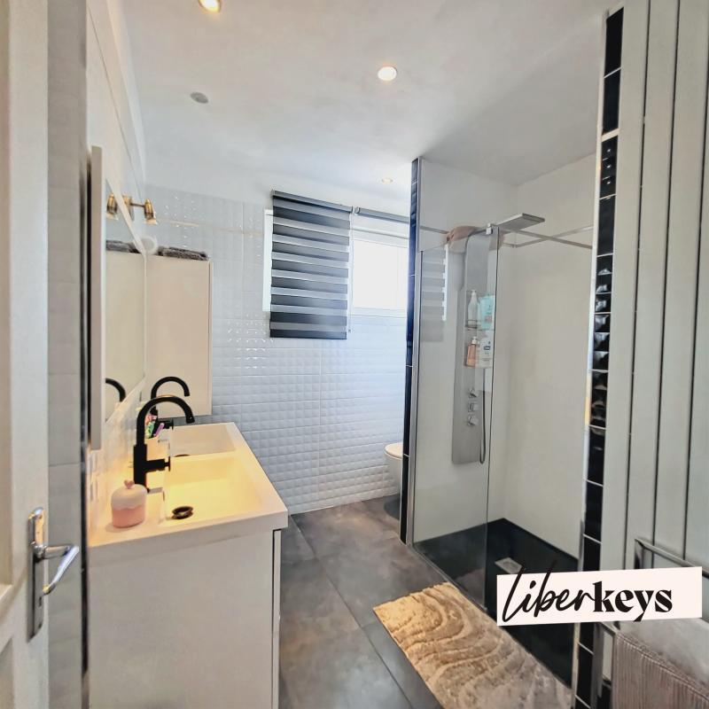 Maison de ville - 93 m² - 5 pièces