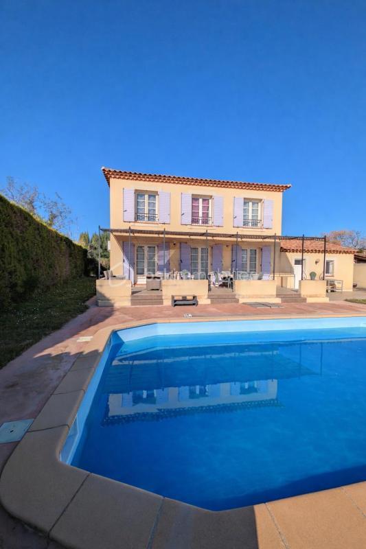 Maison - 136 m² - 5 pièces