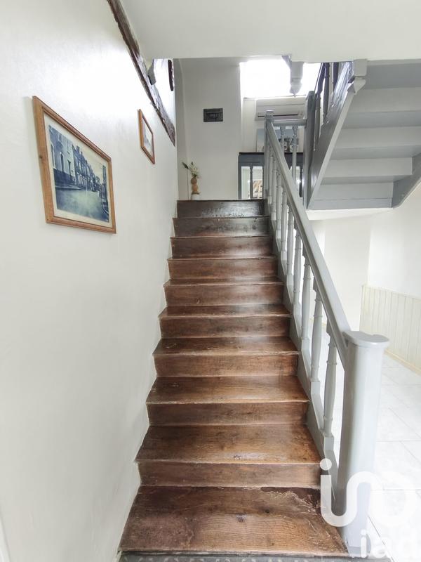 Maison - 175 m² - 9 pièces