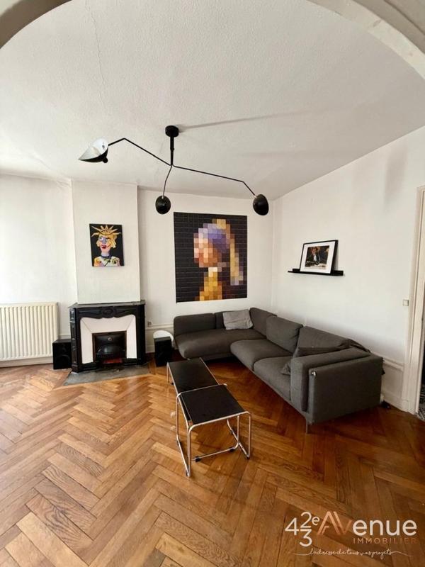 Appartement - 100 m² - 4 pièces