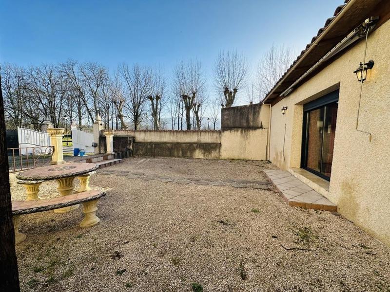 Maison de village - 420 m² - 12 pièces