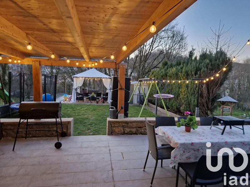 Maison - 105 m² - 4 pièces