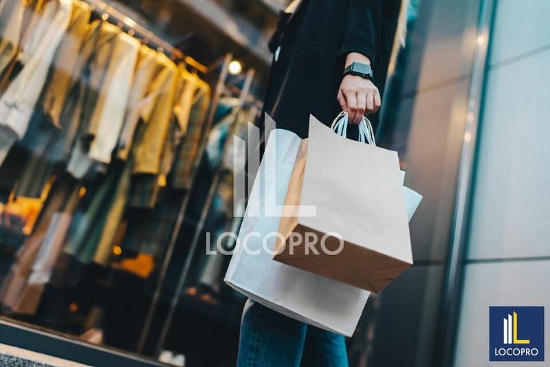 Local commercial - 136 m²