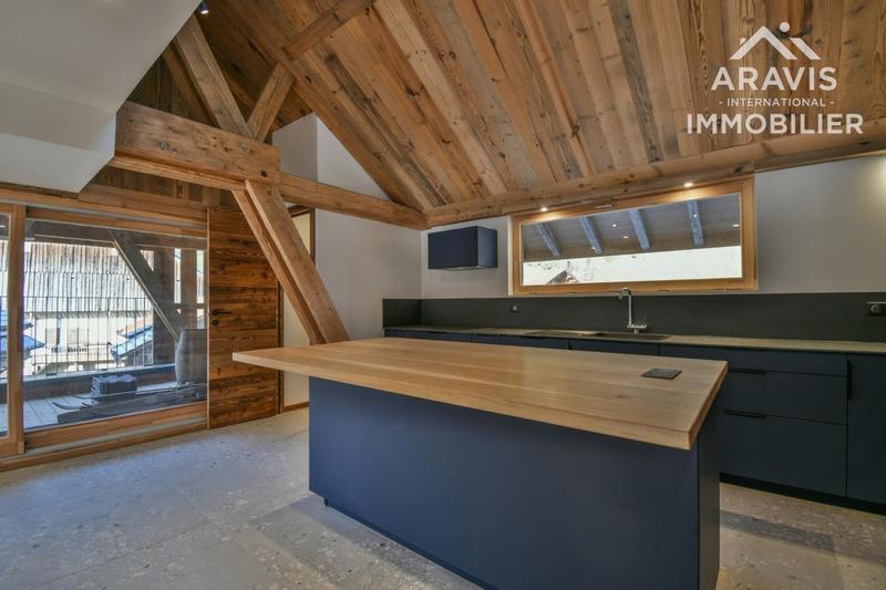 Appartement - 198 m² - 6 pièces